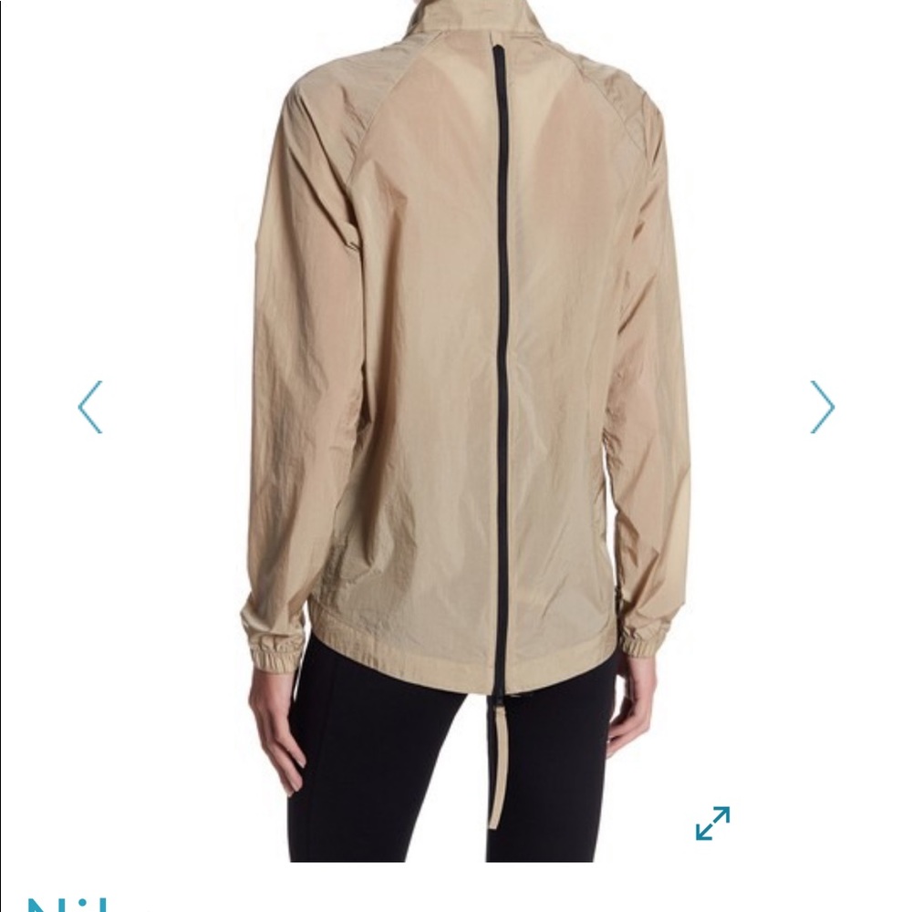 Nike jacket - Picture 3 of 3